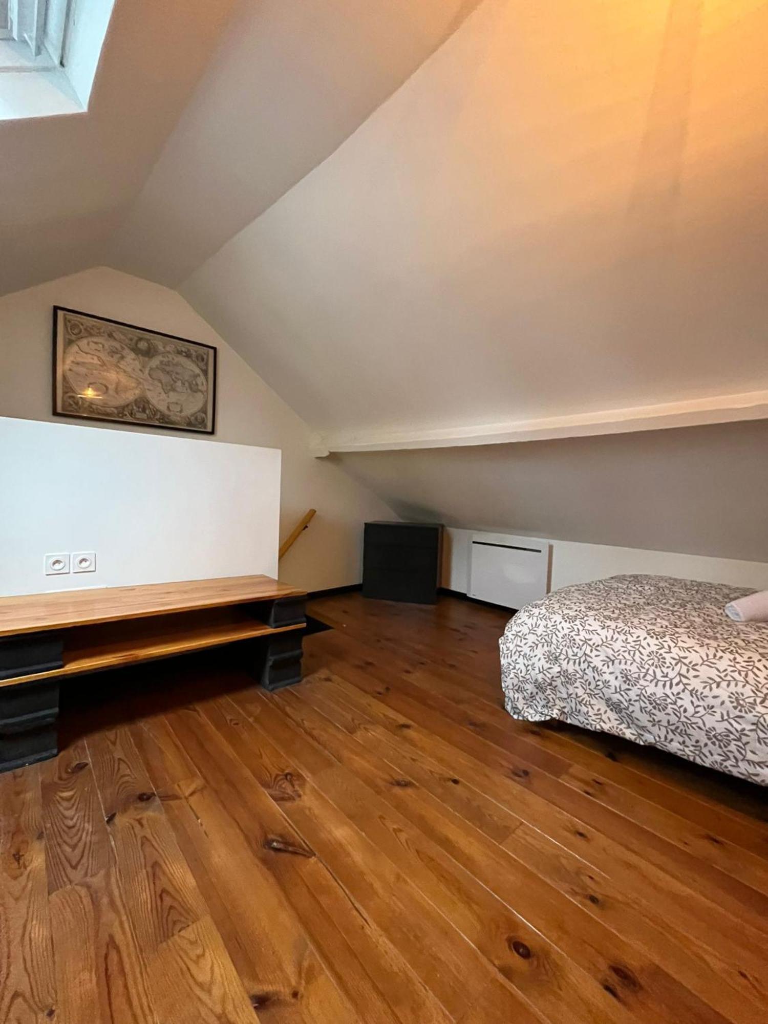 Gite Le Charme Citadin 55 M² Avec Exterieur Valenciennes Exterior photo